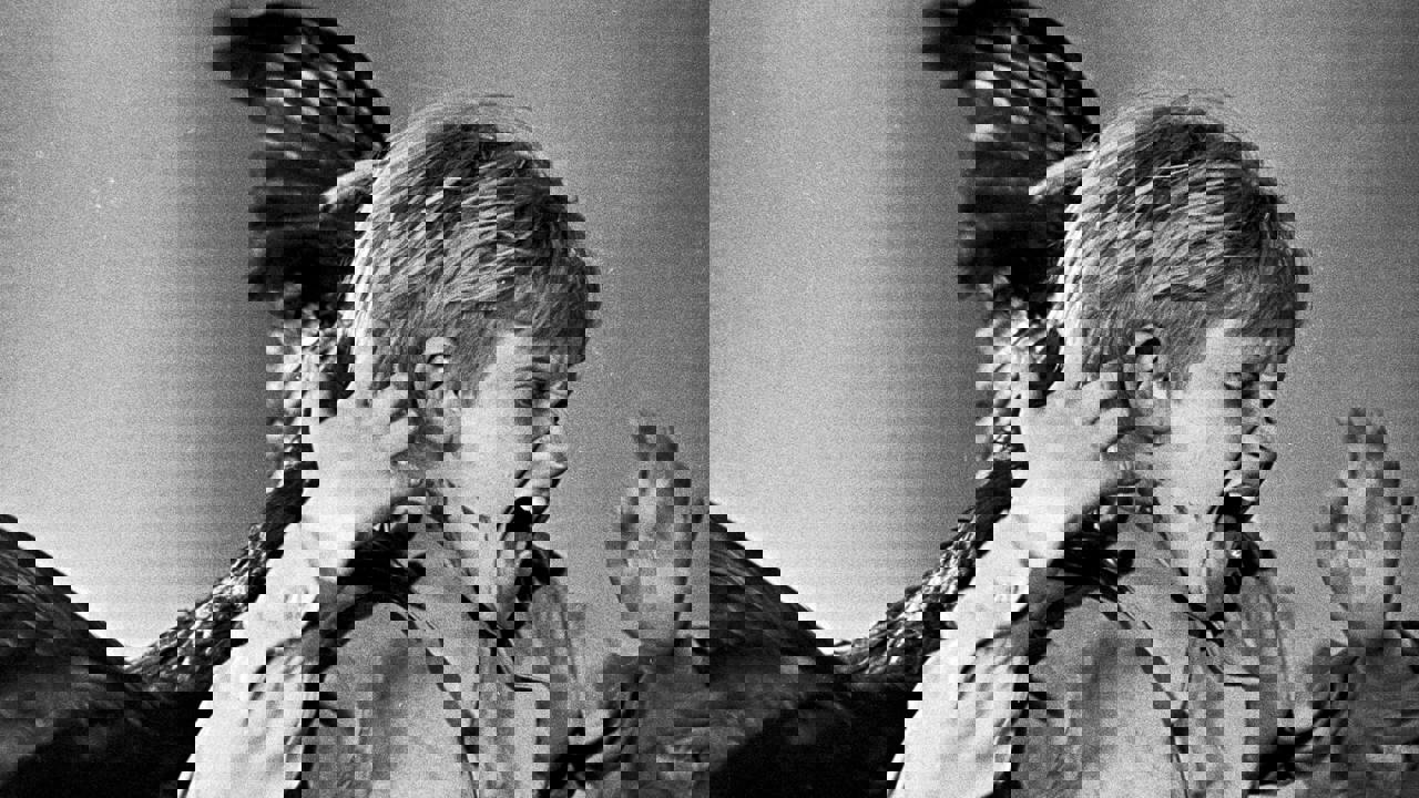 Still image from Alfred HItchcock's The Birds